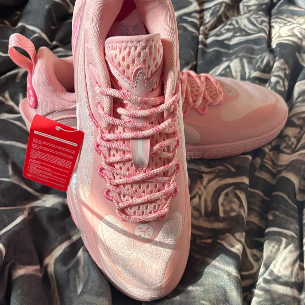Women’s Pink Athletic Sneakers - Stylish Comfort - Picture 7 of 8